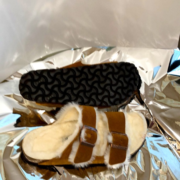 Birkenstock suede Rust. New. - Picture 2 of 3